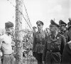 Russland._Heinrich_Himmler_inspects_a_prisoner_of_war_camp_in_Russia%2C_circa..._-_NARA_-_540164.jpg