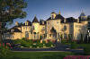 amazing-dream-house-flowers-huge-lawn-Favim.com-441915.jpg